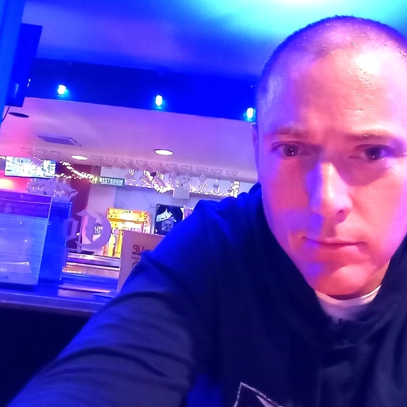 Meet your Posher, Matt - Picture 1 of 1